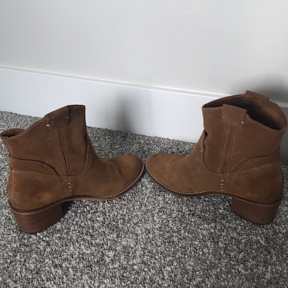 Dolce Vita Grayden Boot, Size 8 - Picture 5 of 7